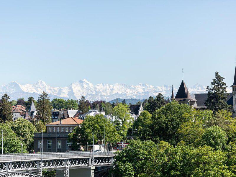 98D81962F80BD069DEF57A985060926E