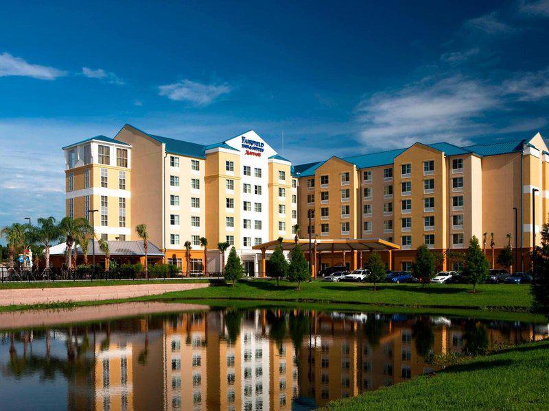 05902330CBC840B58F23B5952E945296