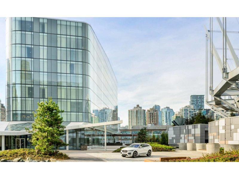 3813A18BBAA9B83B7BAFC69063C21888