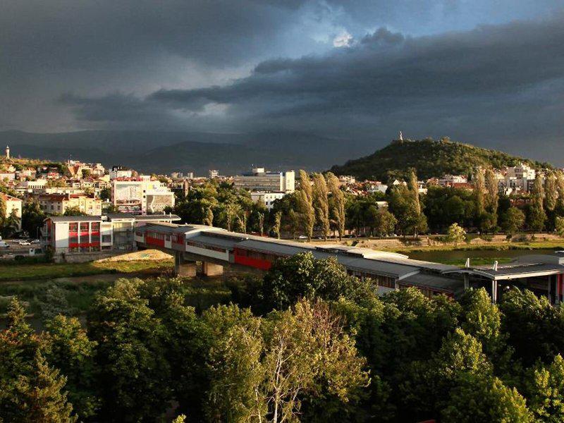 F43B52770DF3EB9D3BCA0FD1D436E523