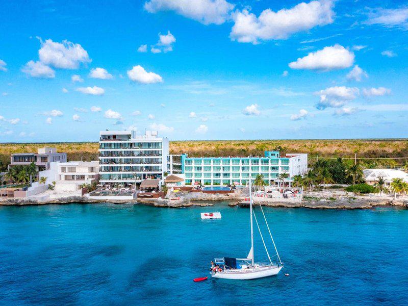 621C4FA7C1EF68168323A08060FFC2EB