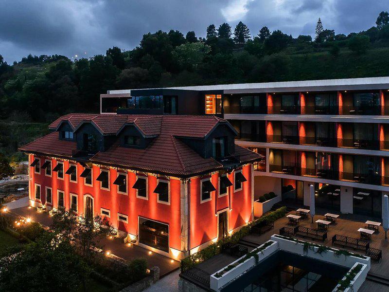 3729F3809FF1A08AFF2BCE6B62E7AE78