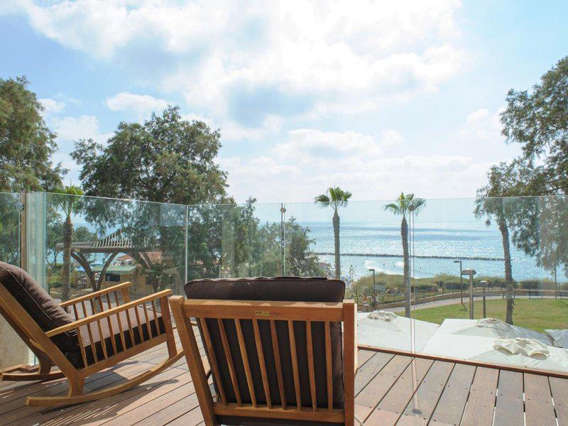 777C286FCF17EC7599628C1C330814D9