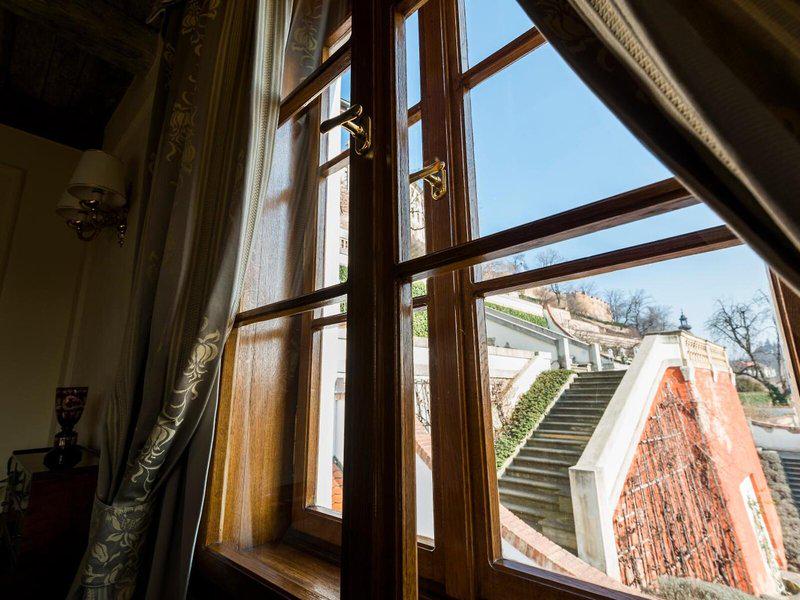 FBC5CA74A237C0E681198EF22779C23F