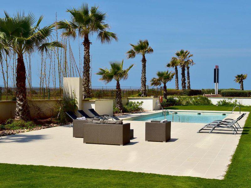 B4771682E90C77BAF67F4F38D89B1A43