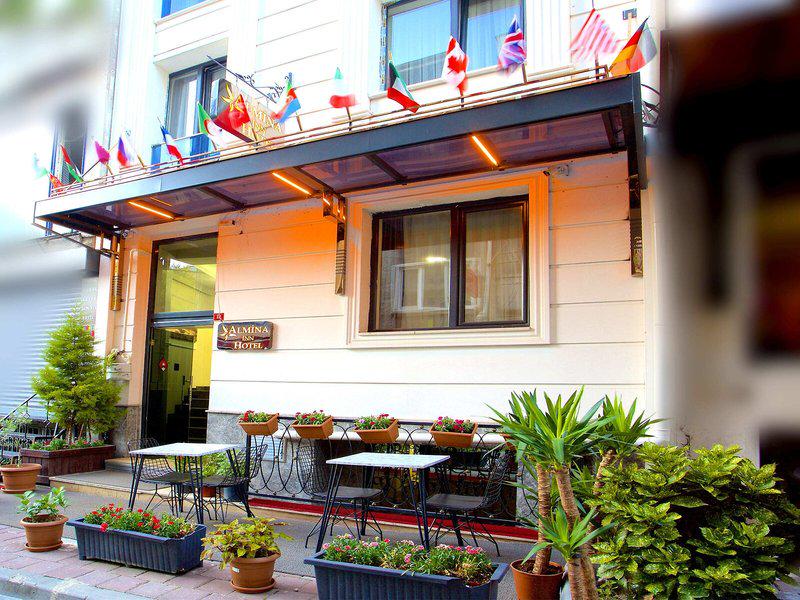 9B71B7678BAEE6E46247FA41210F4DD5