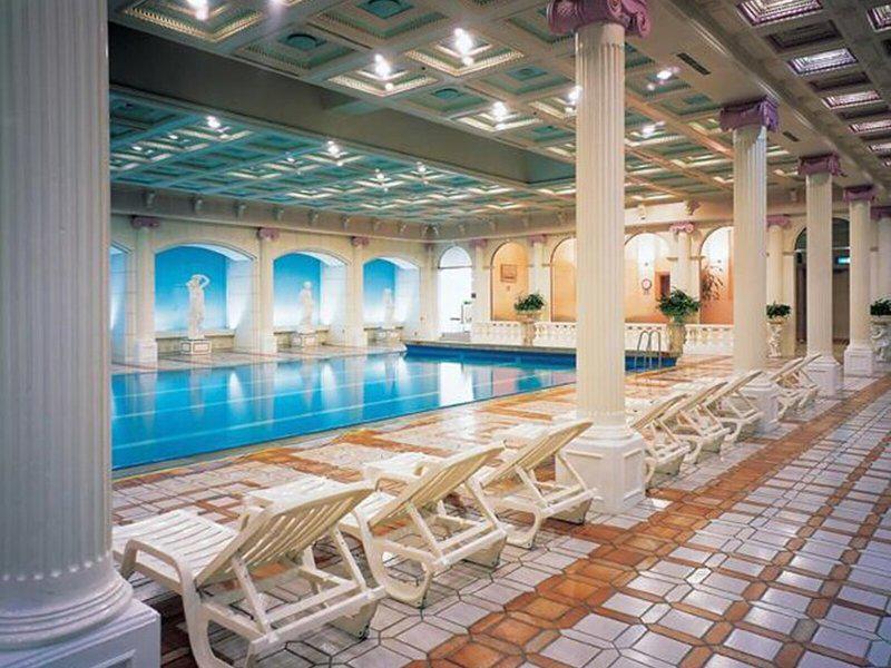 F65B880CD1DC4F4D8E7AD28B1C3306AD