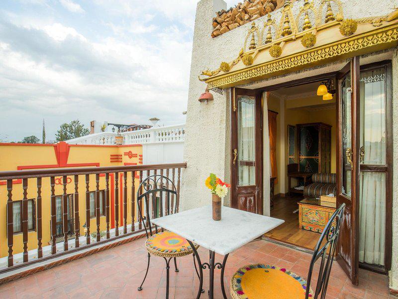 E3C29C131A4300F05519D1C0B6A382D6