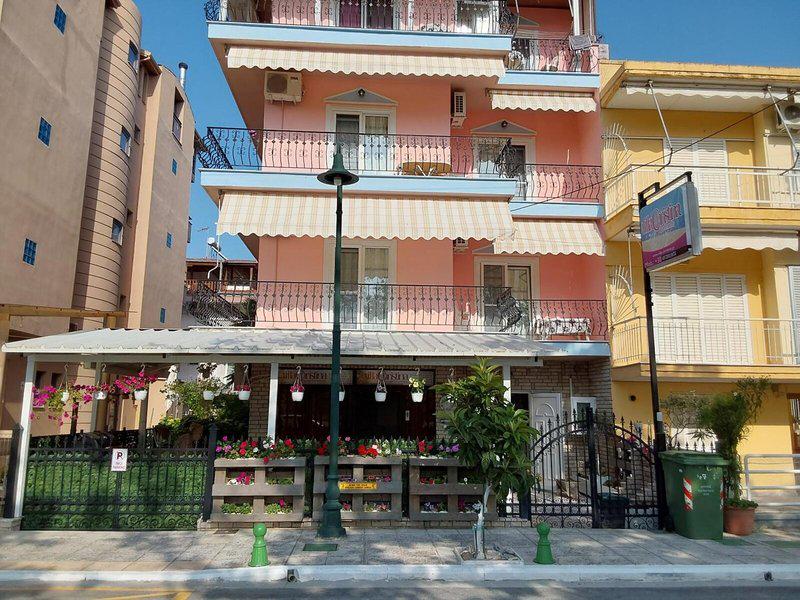 02C019D41E367C96BAB1CFA4E240E0C6