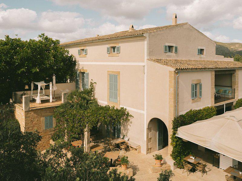 46B12AAB1B106B6A1556AFE9941C31E0