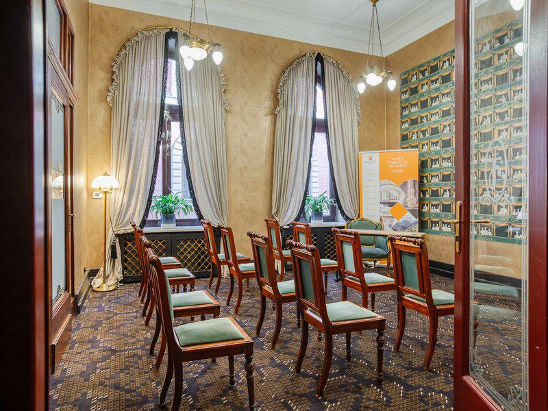 256F50CAEA0685CBD845F6CF33C29BF4