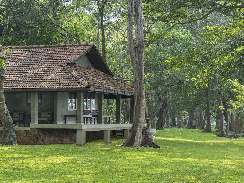 0B1AF757FF486211951ACFCDCAC11E4E