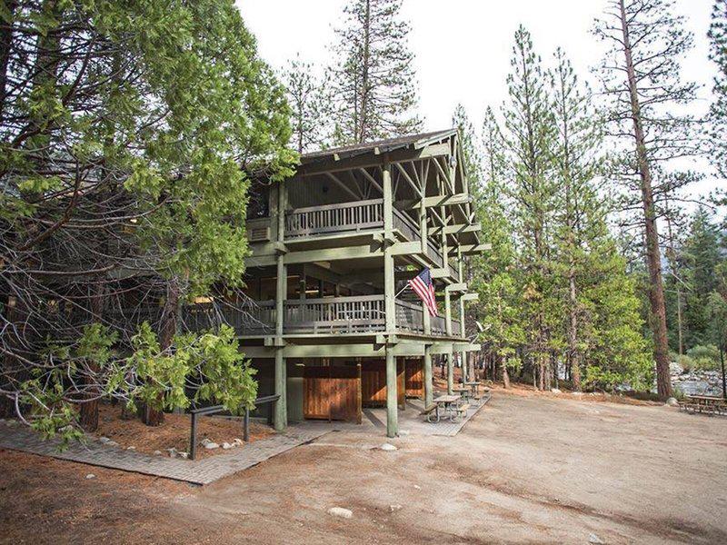 9AFAFB995609C237B72B61735C3D6915