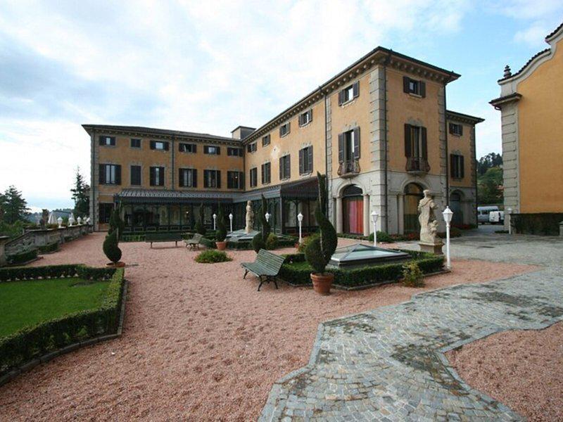 C165870ACD9537615259A2579BC9BEE5