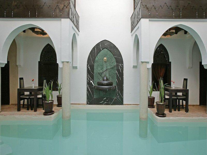 4375AB59B4E5A8E05230C426C95D3D0C