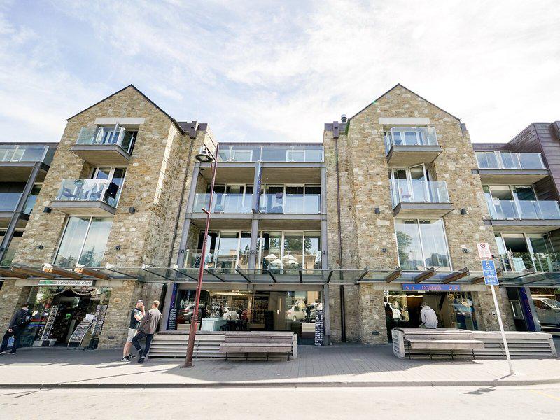 8AE5106576DA037C8B2808FEEA5BA8E7