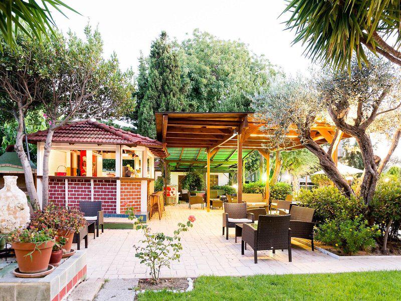 D036B8D109ED104A635F0275886BD02F