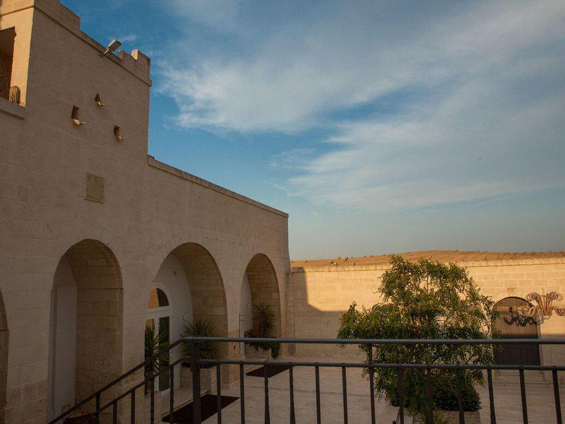 8DEB89EDF2306D37FE1A5D98D6DA8867