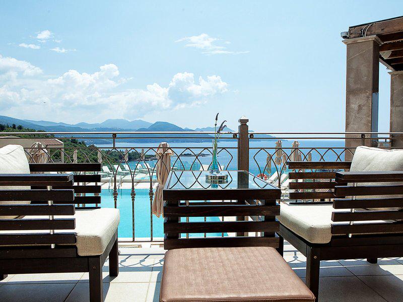 D538B4AF3007511D2B14D24458057357