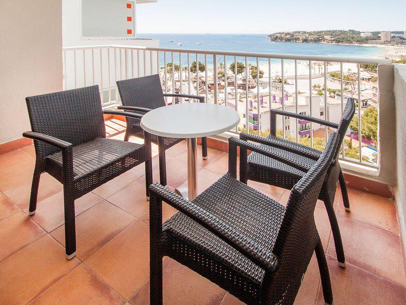 CF8B8F881A680AA11F07B89FE4534702