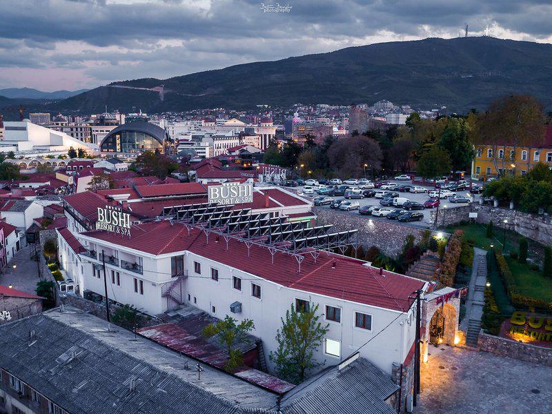 F3415627BCDBAAEF4D06380022007B82