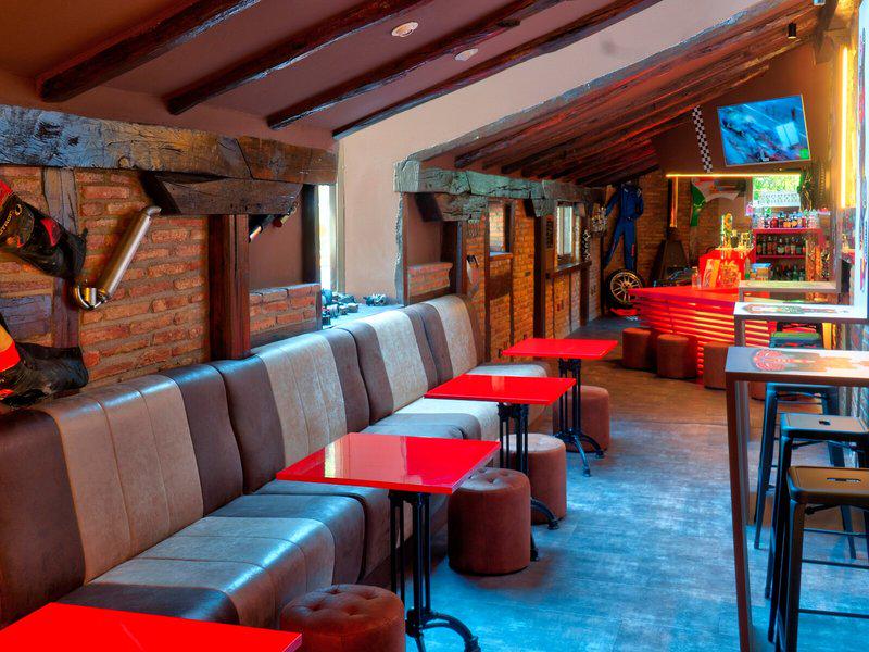 21010A70625654EA4A19549E71D86FDC