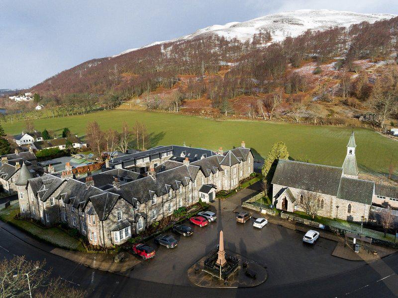 F4C9F9056C1AA7BA77DB555DD672D901