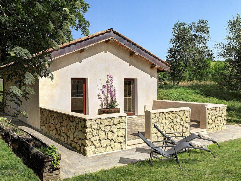 28174C0C9226FAC7CD056296B0F9D26E