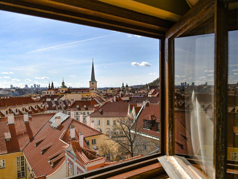 FAAD9820F5C35B5771BC7B07CE85386A