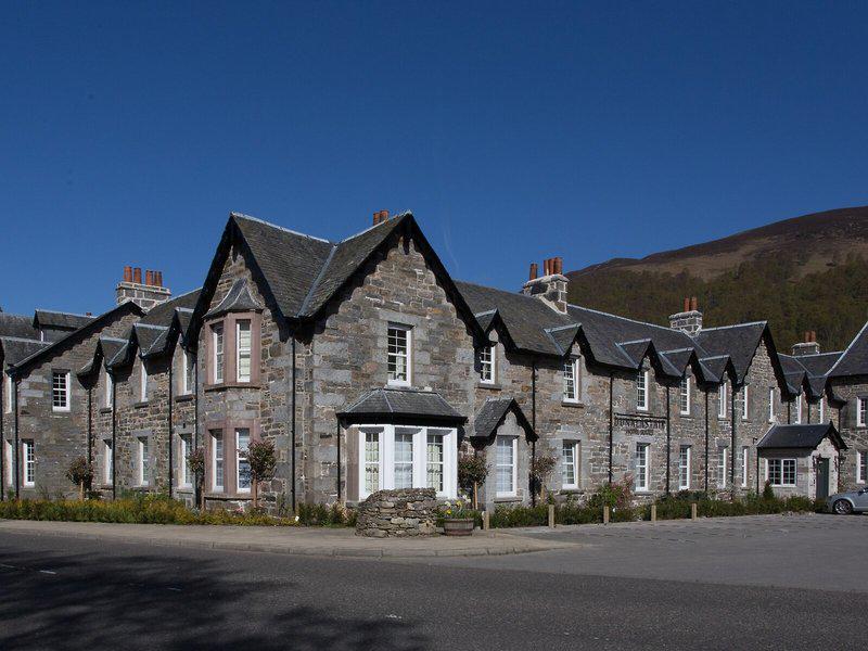 1087E3D947689B67AEE9D00720C0E033