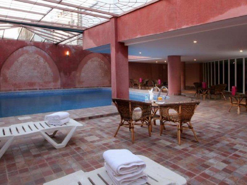 03595EE6611FC3B31BDF9F411F13E189