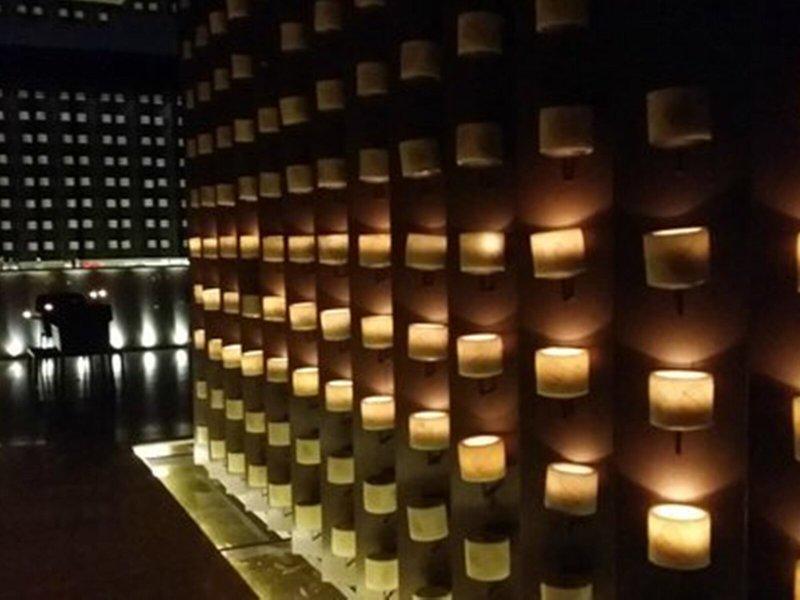 3C16811A713514018D12A28D90182404