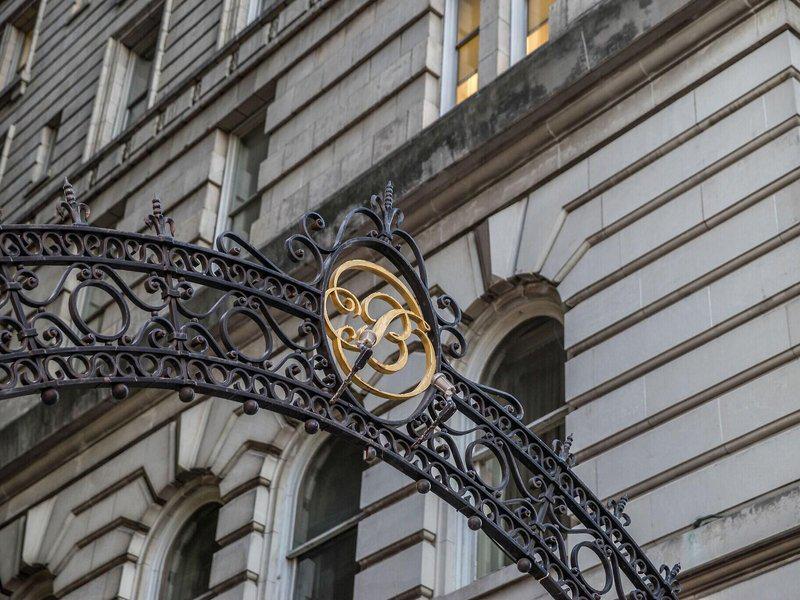 96F55ACCABD466B7AB8B90AB3B6D8F31