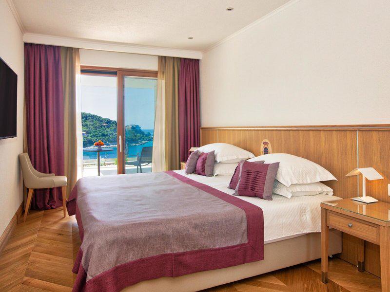 D50715774E8928985D32FC1E167912C8