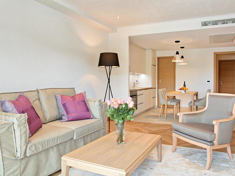 7CD8A8AE0CF155596A8AD080D28839DB