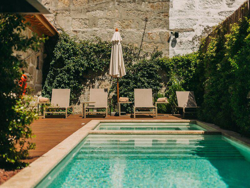 D9527E5FB63F1E9A9CA4BE9BCF68FB0E