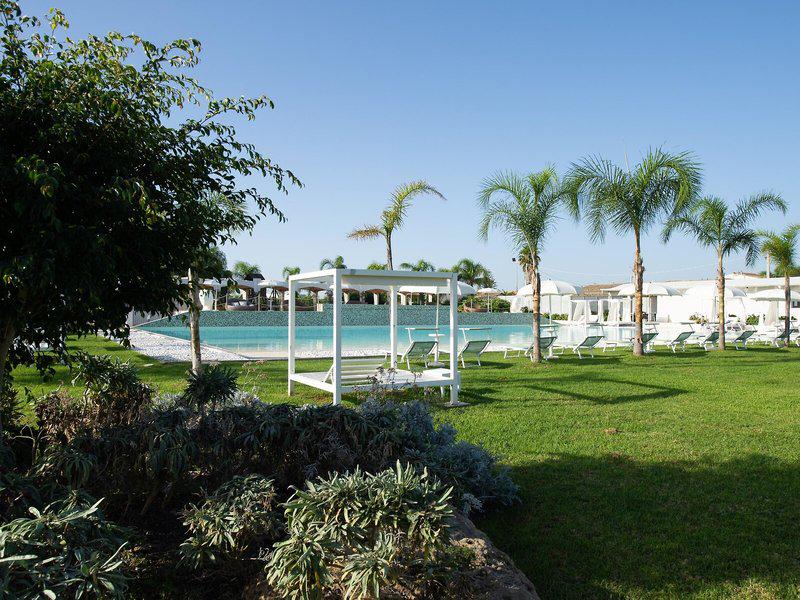 30E5B4E5B11FBD4C19D2A10604F230F9