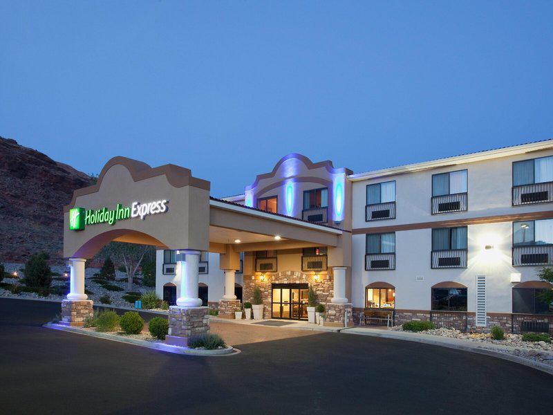 EDBFD2C499B07612B609A9C9969209DB