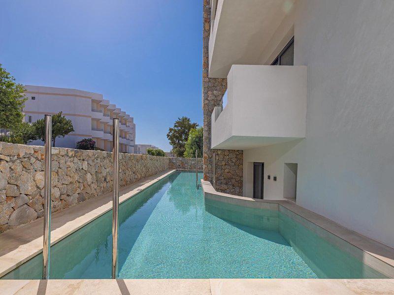 E564332C9F6427385E7DD56E16FC419C