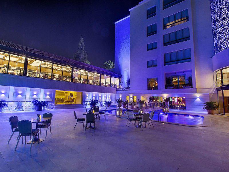 6C0EFAF7EE920AFA607F88B53A16649F