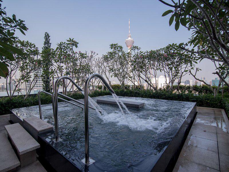 68FC22270AB58E840AE0A8779ECF83A7