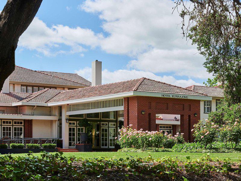 B0A1A32F88D9240A71D69C635CB203F6