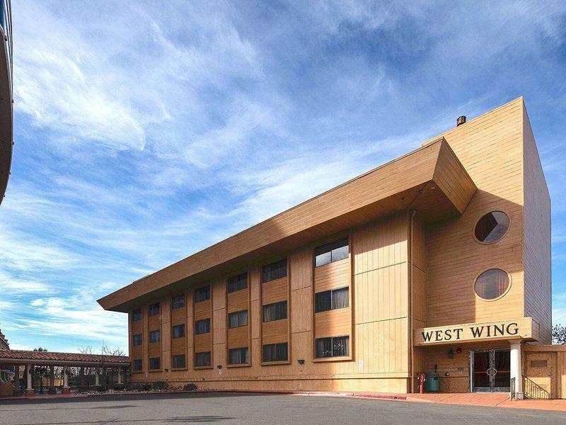 EB4D15EB81A821B383EEE05625D4D18B