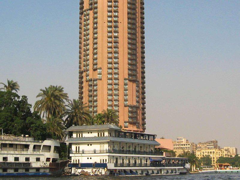 5FF3D43F88E5D828FA91EFB5D8BC4957