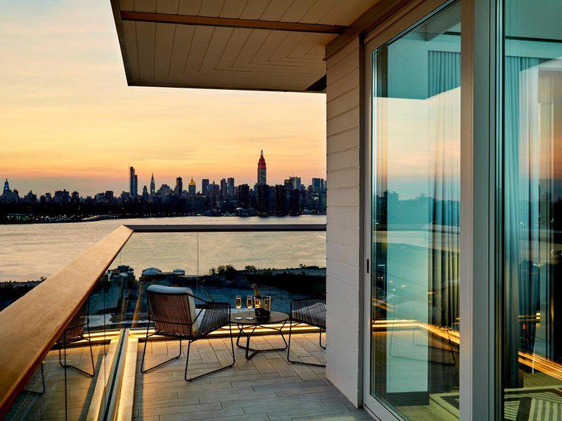 B0E11F1588FDCBDCA3A2F78B864DF757