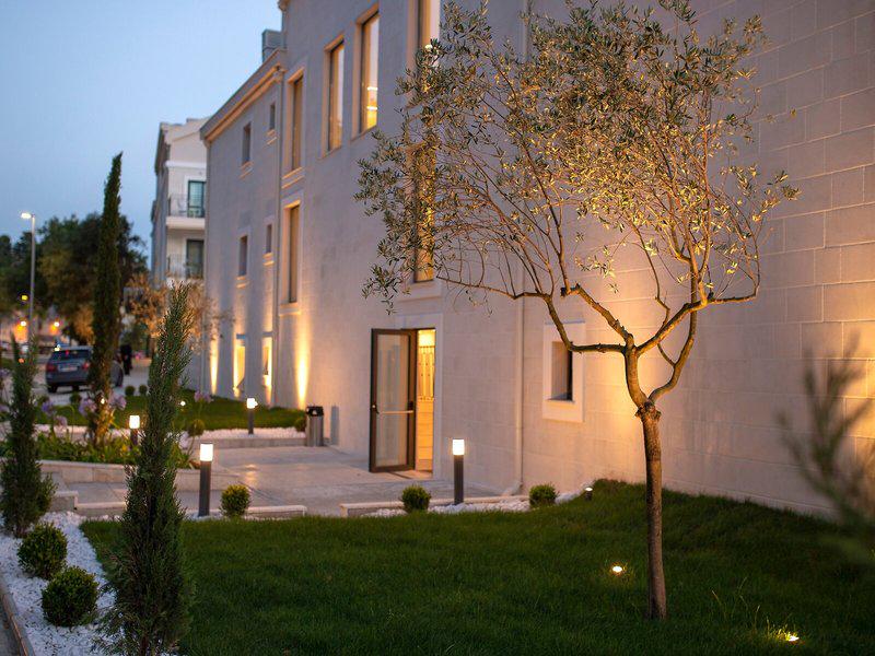 067177C7AC587F4A7B8BEE9E8658631B