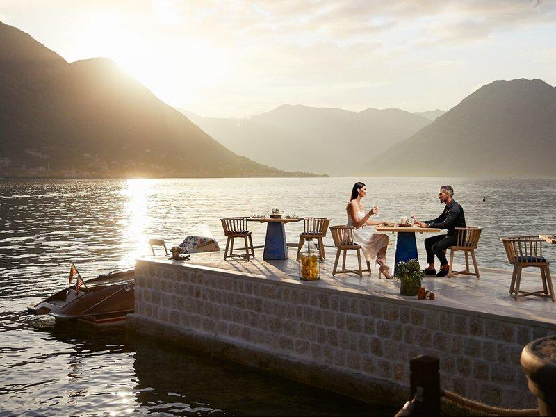 4F67FF1E410651E9580B2F1A5EF0E537