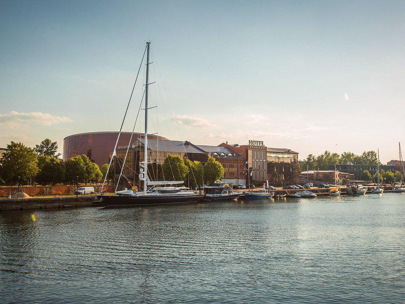 6911B265F2C7D52E697ABD3688E0C8D2