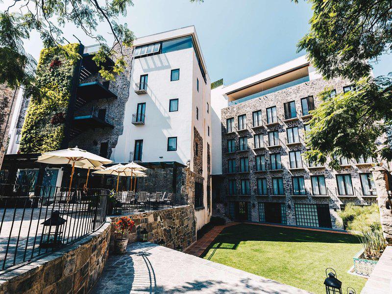 F26A056101613ACDE2D0D55B91A2F480