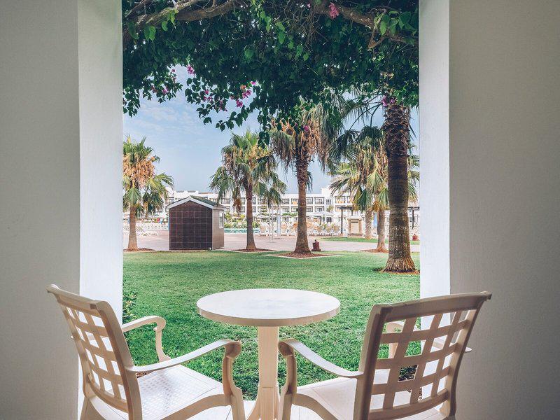 2C8B836E0CBD85E8CBF7ADDE74A3E90C